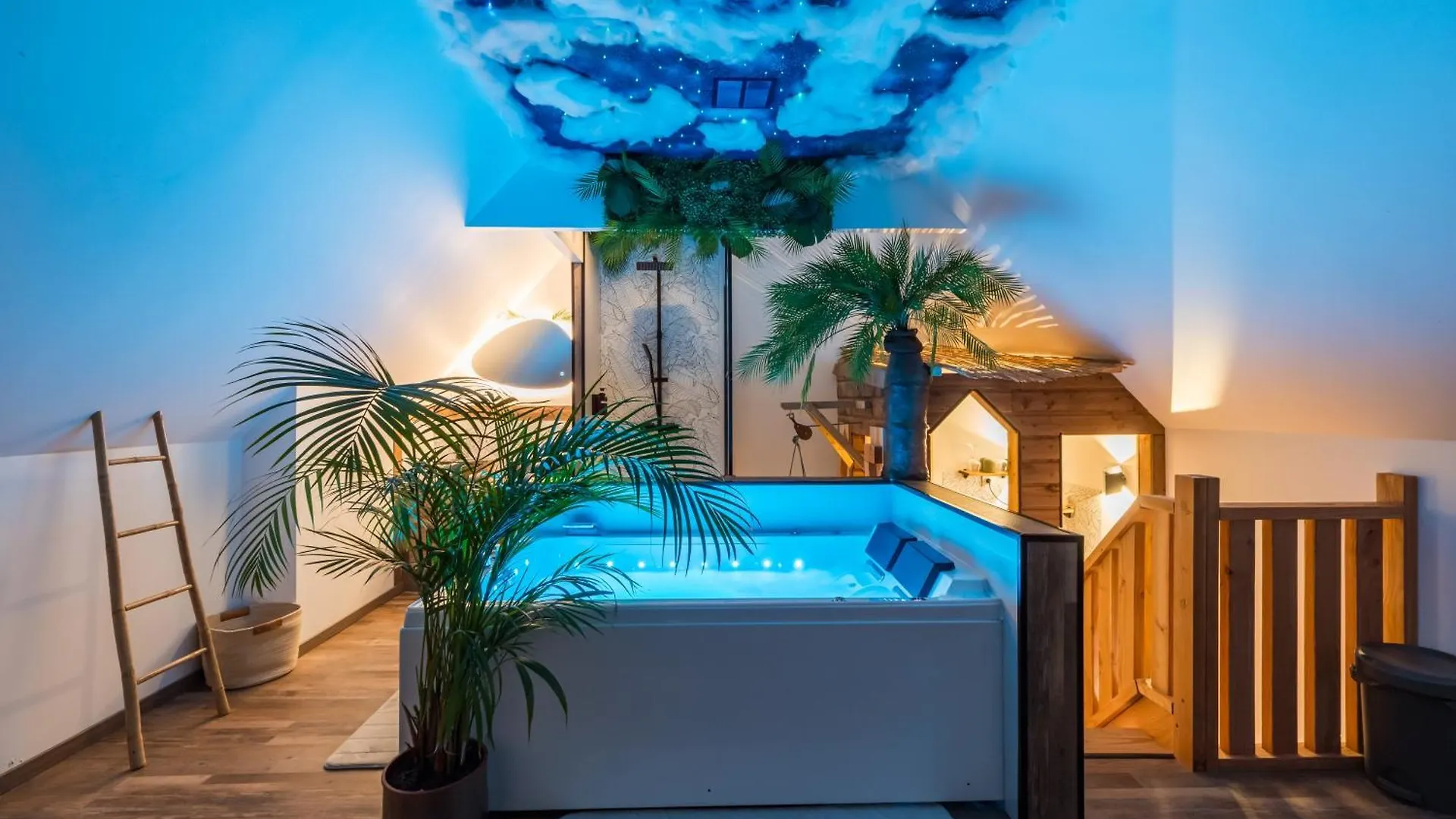 Mowgli Gite Jungle Begard 0*,