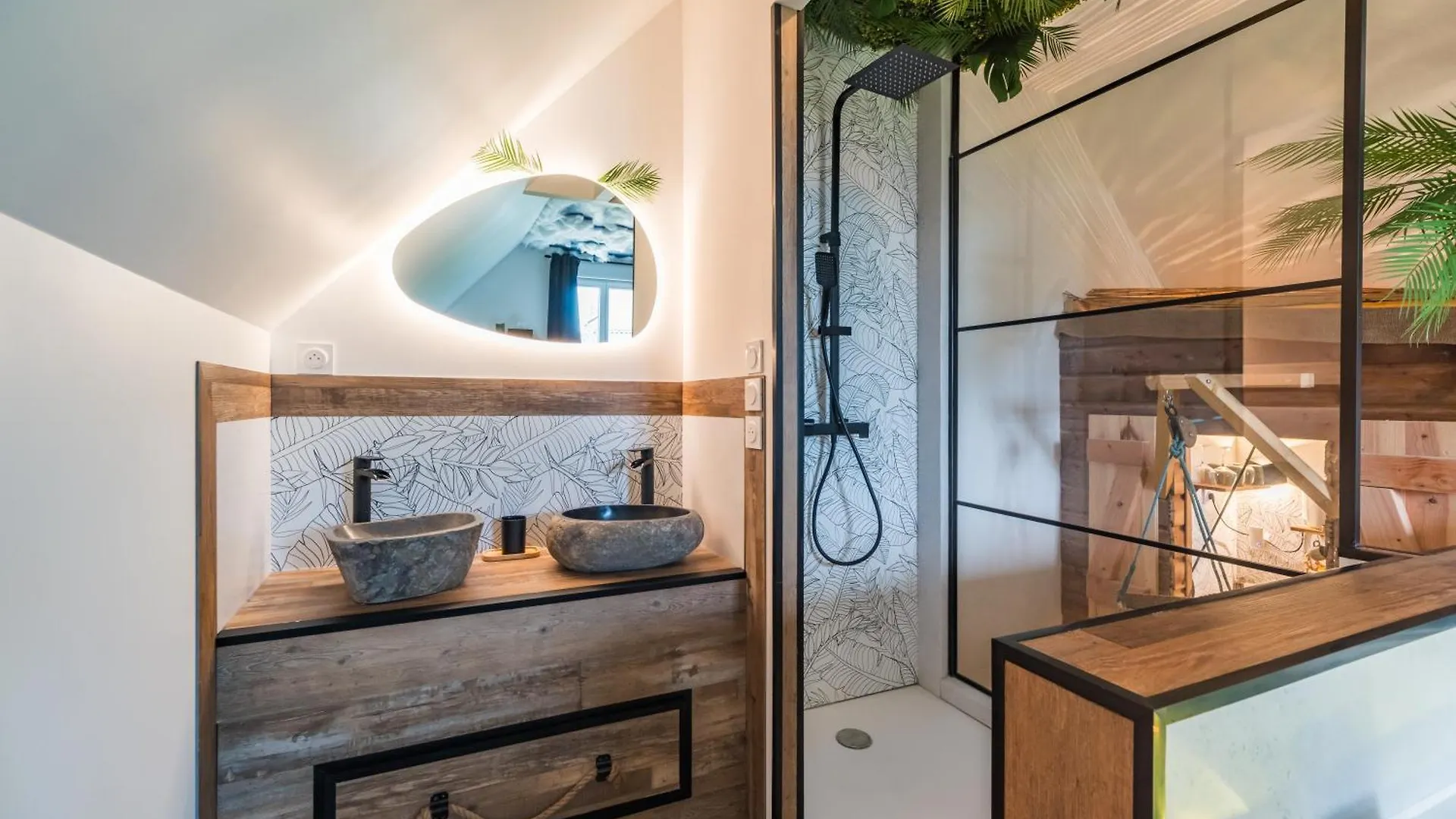 Mowgli Gite Jungle Begard 0*,